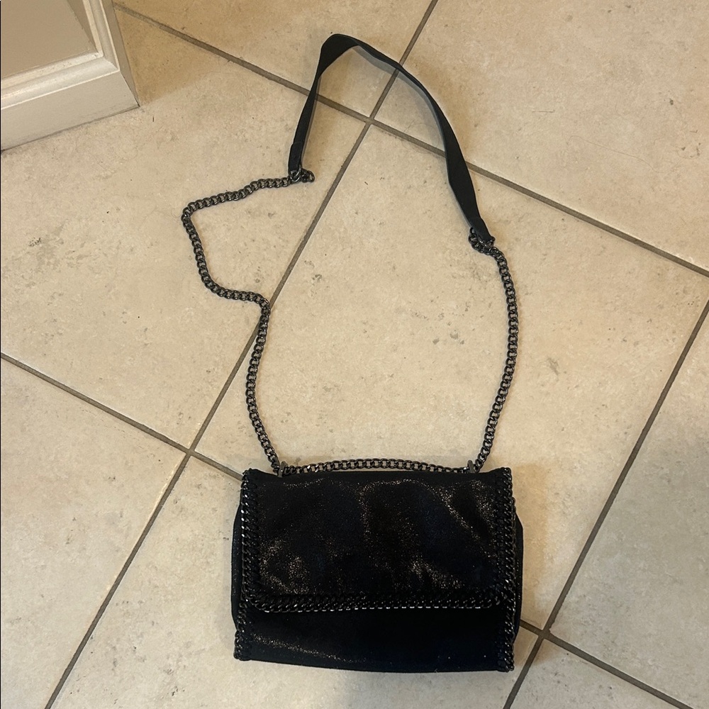 Elegant Black Chain Strap Women's Bag